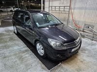 Usado Opel Astra 90 HP (66 kW) 2008 Sedan