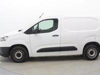 Usado Toyota Proace 102 HP (75 kW) 2021 Branco Monovolume