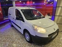 Usado Peugeot Partner Style 115 HP (84 kW) 2014 Branco Monovolume
