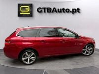 Usado Peugeot 308 Allure 130 HP (95 kW) 2019 Vermelho Carrinha