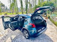 Usado Peugeot 2008 Crossway 110 HP (80 kW) 2016 Azul SUV