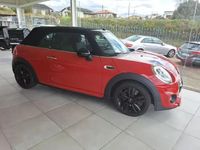 Usado Mini Cooper Cabriolet 115 HP (84 kW) 2018 Vermelho Cabrios