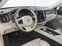 Usado Volvo XC60 340 HP (250 kW) 2021 Cinzento SUV