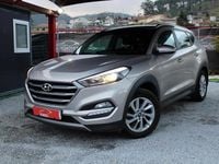 Usado Hyundai Tucson 116 HP (85 kW) 2016 Cinzento SUV