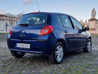 Usado Renault Clio II 75 HP (55 kW) 2006 Azul