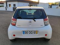 Usado Toyota iQ 68 HP (50 kW) 2014 Citadino