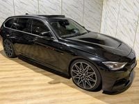 Usado BMW 320 184 HP (135 kW) 2015 Preto Carrinha