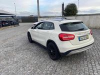 Usado Mercedes GLA200 Urban 136 HP (100 kW) 2014 Branco SUV