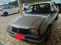 Usado Opel Ascona Exklusiv 1988 Sedan