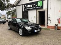 Usado Mercedes SLK200 192 HP (141 kW) 1998 Preto Cabrios