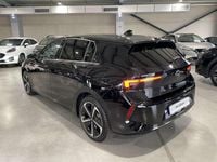 Usado Opel Astra Elegance 181 HP (133 kW) 2023 Preto