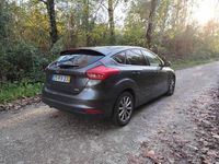 Usado Ford Focus 125 HP (91 kW) 2016 Cinzento Carrinha