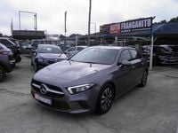 Usado Mercedes A180 116 HP (85 kW) 2020 Cinzento Citadino