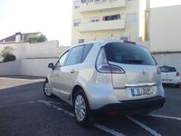Usado Renault Scénic III Expression 110 HP (80 kW) 2014 Cinza Monovolume