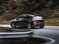 Usado VW Golf VII GTI 230 HP (169 kW) 2016 Cinzento