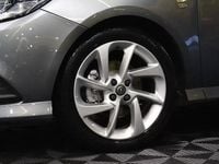 Usado Opel Corsa 115 HP (84 kW) 2017 Cinza antracite Citadino