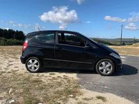 Usado Mercedes A200 140 HP (102 kW) 2009 Preto Citadino