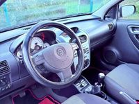 Usado Opel Corsa 75 HP (55 kW) 2006 Cinzento Citadino