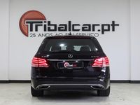 Usado Mercedes E250 Avantgarde 204 HP (150 kW) 2016 Preto Carrinha
