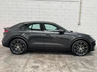 Usado Porsche Macan 379 kW (516 HP) 2024 Cinzento SUV
