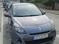 Usado Renault Clio II 90 HP (66 kW) 2011 Sedan