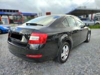 usado Skoda Octavia 1.6 TDi Ambition