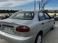 Usado Chevrolet Lanos 75 HP (55 kW) 1998 Sedan