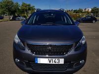Usado Peugeot 2008 102 HP (75 kW) 2018 Cinzento SUV
