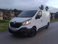 Usado Renault Trafic Zen 120 HP (88 kW) 2015 Branco Monovolume