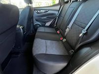 Usado Nissan Qashqai 360º 130 HP (95 kW) 2015 Branco SUV