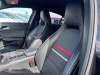 Usado Mercedes A180 Urban 109 HP (80 kW) 2015 Preto