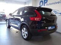 Usado Volvo XC40 Momentum 150 HP (110 kW) 2020 Preto SUV