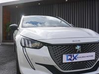 Usado Peugeot e-208 GT 100 kW (136 HP) 2020 Branco Citadino