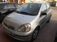 usado Toyota Yaris 1.0 Sol