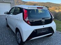 usado Toyota Aygo 1.0 X-Play-10584KM e 2 anos Garantia