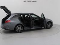 Usado Mercedes C300 AMG 197 HP (144 kW) 2025 Cinza Carrinha