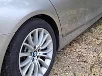 Usado BMW 525 218 HP (160 kW) 2016 Cinzento Carrinha