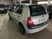 Usado Renault Clio II 75 HP (55 kW) 2003 Sedan