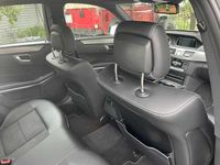 Usado Mercedes E250 204 HP (150 kW) 2013 Preto Sedan