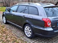 usado Toyota Avensis 2.0 D4D 130cv