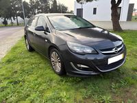 Usado Opel Astra Cosmo 165 HP (121 kW) 2013 Preto Carrinha