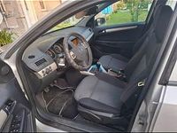Usado Opel Astra Cosmo 90 HP (66 kW) 2007 Sedan
