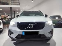 Usado Volvo XC40 129 HP (94 kW) 2024 Cinzento SUV