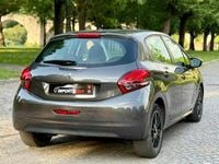Usado Peugeot 208 Allure 102 HP (75 kW) 2018 Cinza Citadino