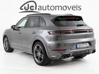 Usado Porsche Cayenne 470 HP (345 kW) 2024 Cinzento SUV