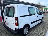 Usado Citroën Berlingo XTR 110 HP (80 kW) 2016 Castanho Monovolume