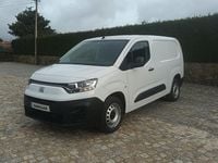 Usado Fiat Doblò 100 HP (73 kW) 2023 Branco Monovolume