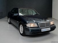 Usado Mercedes C250 150 HP (110 kW) 1996 Cinza Sedan