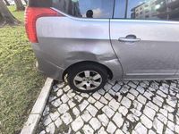 Usado Peugeot 5008 Allure 115 HP (84 kW) 2014 Monovolume