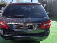 Usado Mercedes E250 204 HP (150 kW) 2010 Sedan
